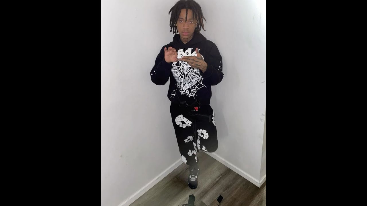 Created over Blowin l Bloodhound Q50 Type Beat by Yatoro