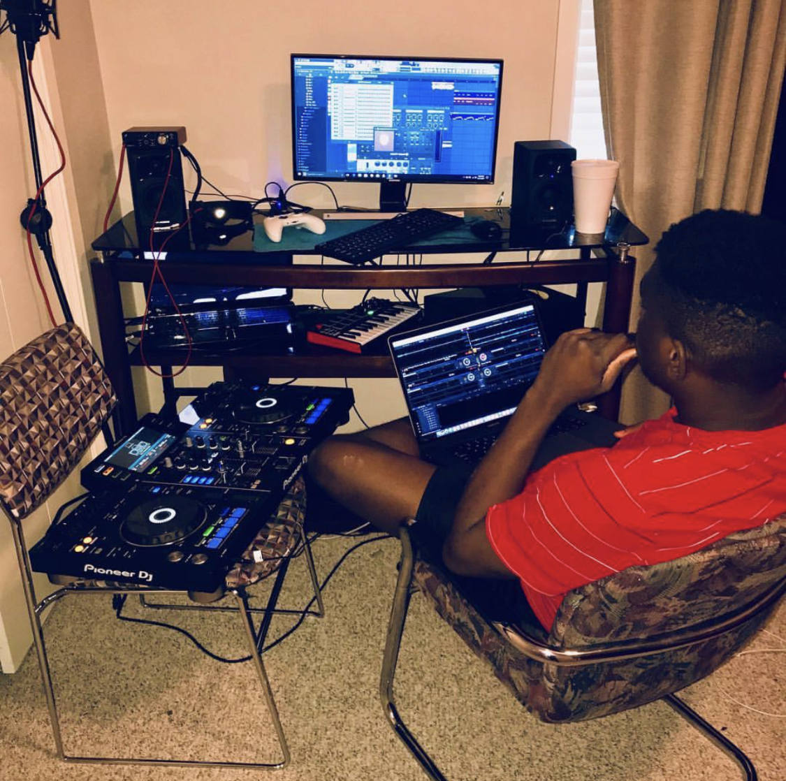 Created over Afro-Soul Type Beat by emmanpelumi