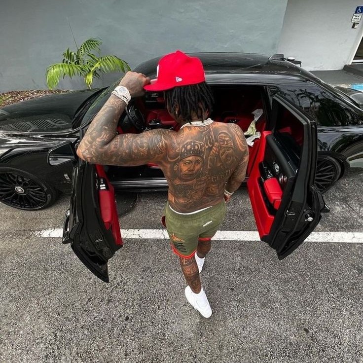 Created over "Talkin Crazy" - Moneybagg Yo x EST Gee Type Beat 2025 by J29Beats